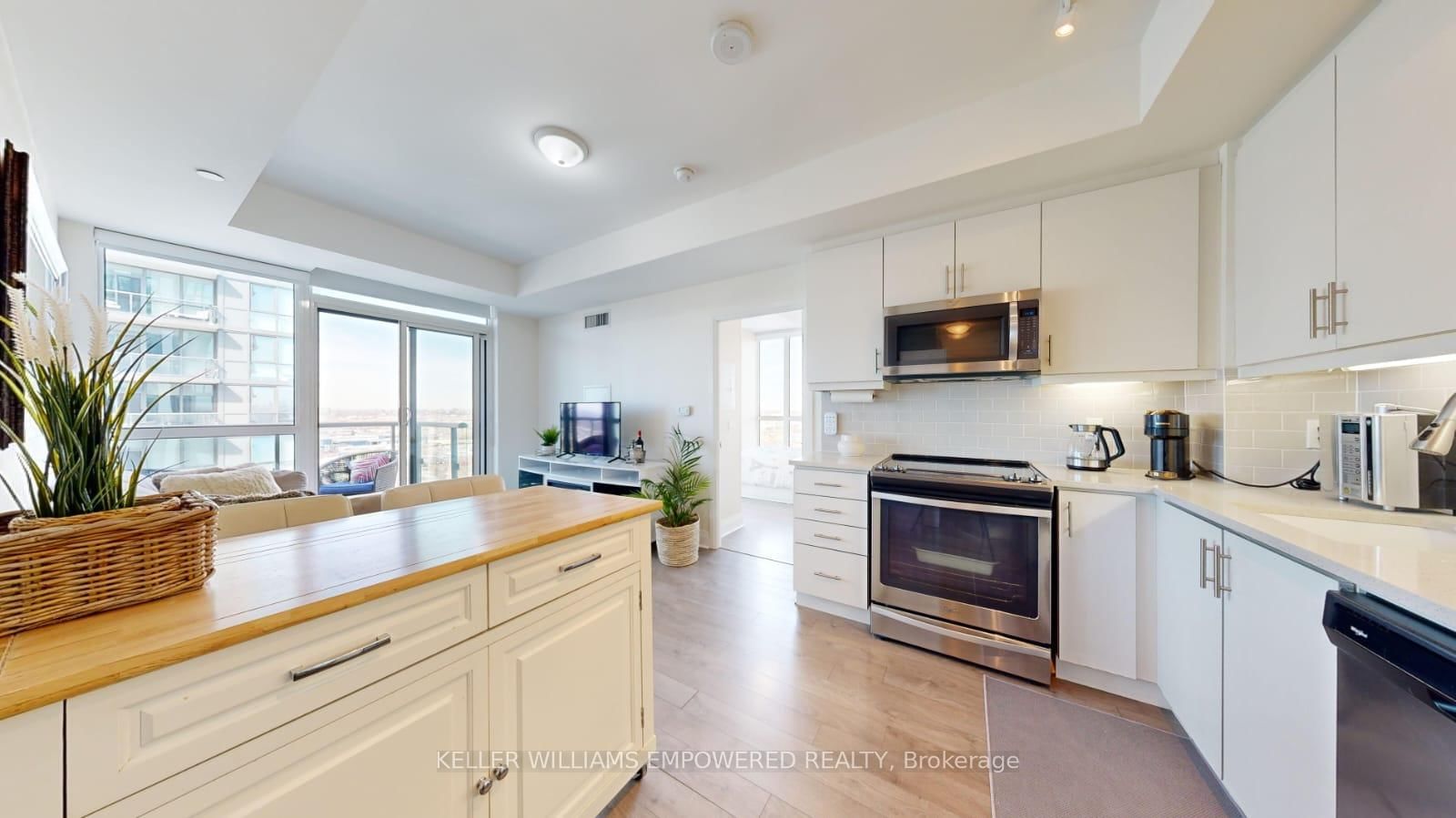 17 Zorra Street, Unit 1912 - Photo 4