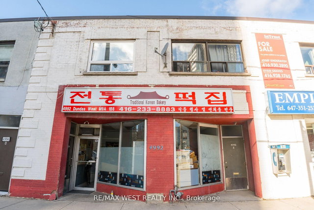 2nd Flr - 4992B Dundas Street W