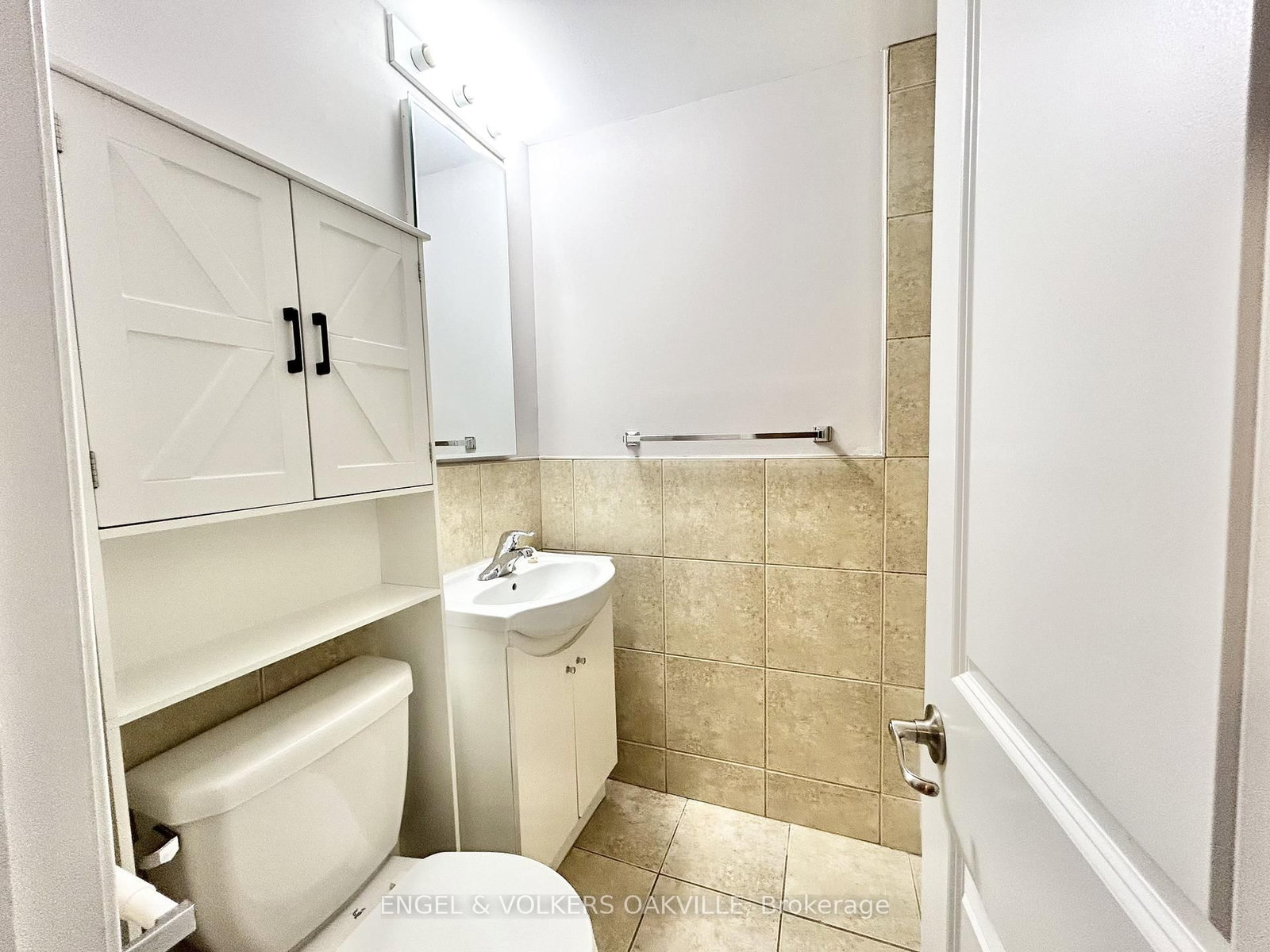 9 Thirty Third Street, Unit 108 - Photo 8