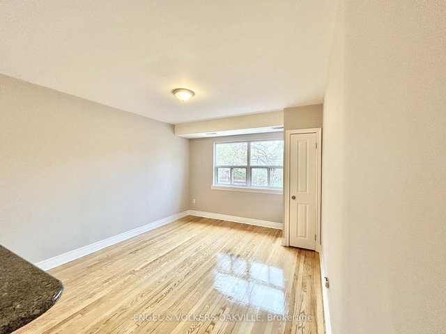 8 - 90 Twenty Fifth Street