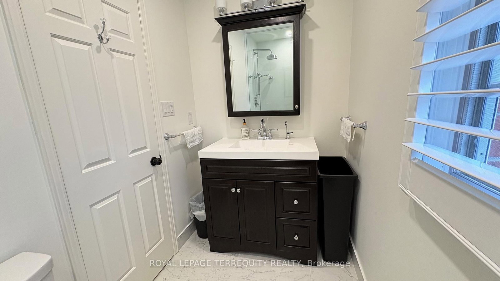 1841 Sherwood Forrest Circle - Photo 36