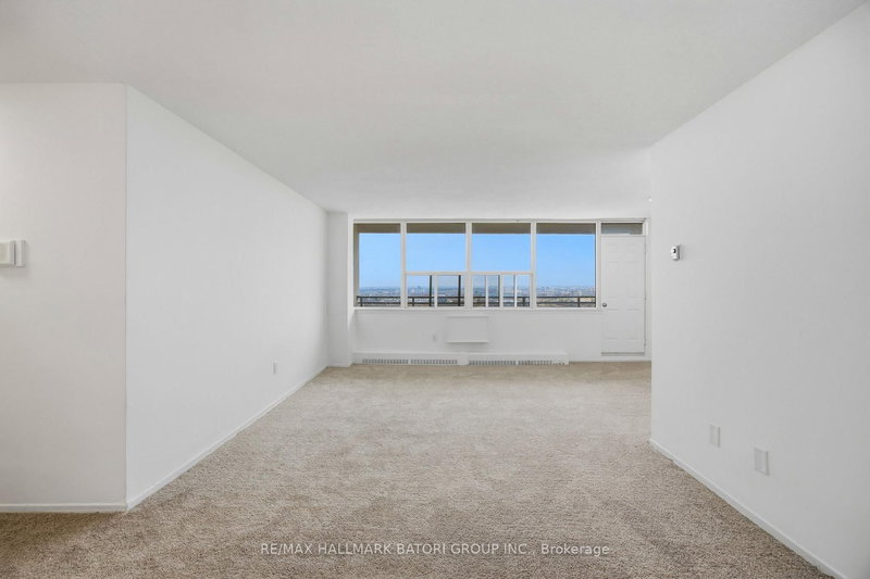 2404 - 155 Marlee Ave, Toronto, M6B 4B5 | Image 2