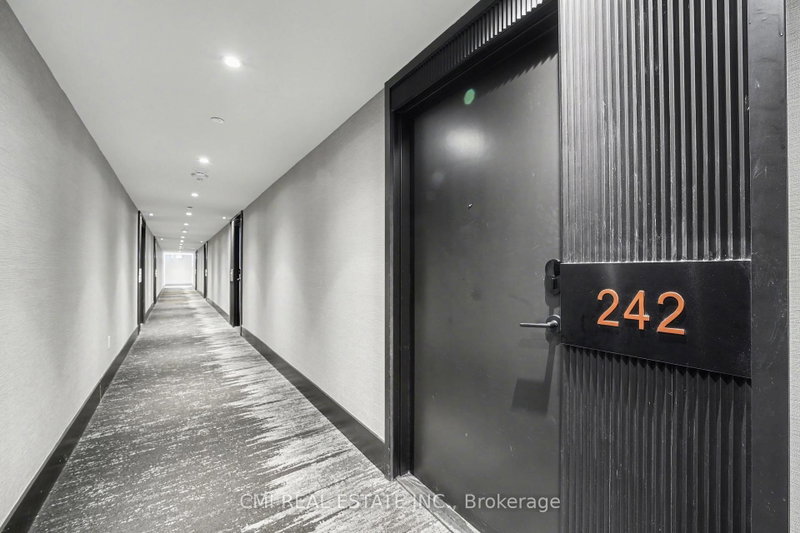 2450 Old Bronte Oakville,ON L6M 5P6 — Photo 6