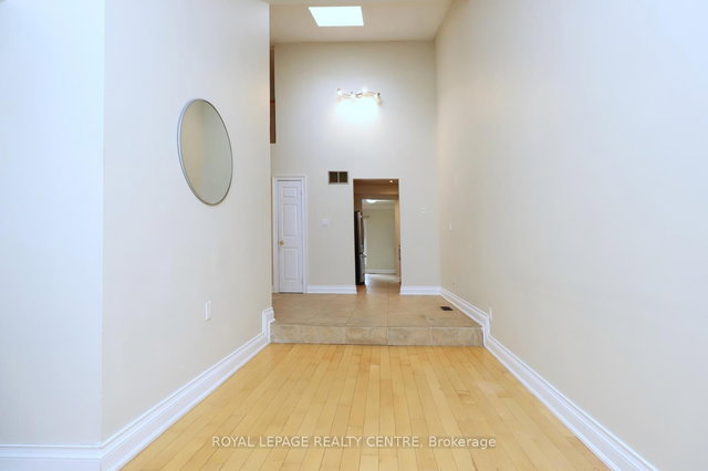 16 - 1021 Cedarglen Gate