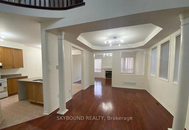 Upper - 5993 Sidmouth Street