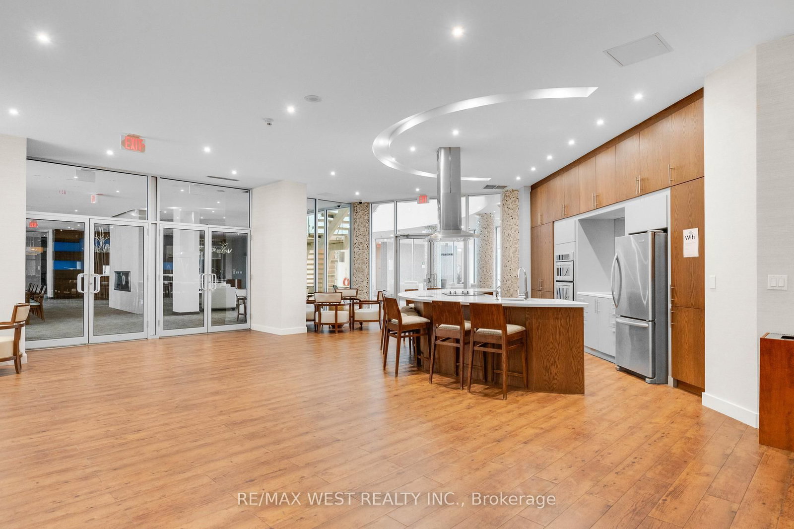 2240 Lake Shore Boulevard W, Unit 505 - Photo 15