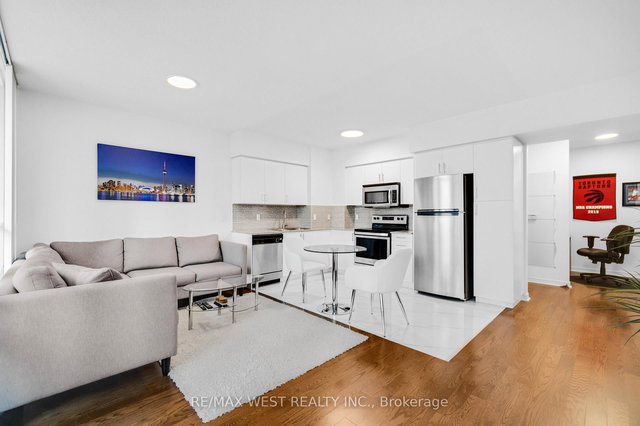 505 - 2240 Lake Shore Boulevard W