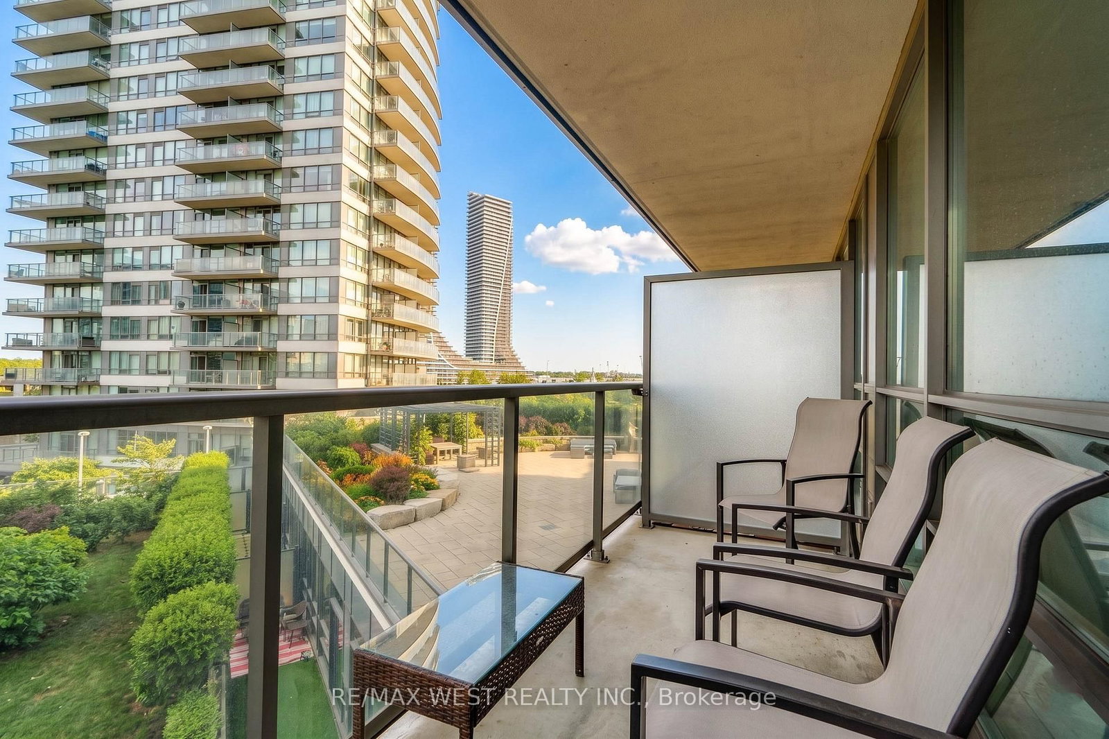 2240 Lake Shore Boulevard W, Unit 505 - Photo 8
