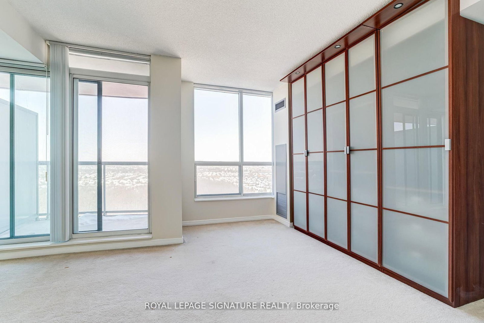 2545 Erin Centre Boulevard, Unit 1703 - Photo 11