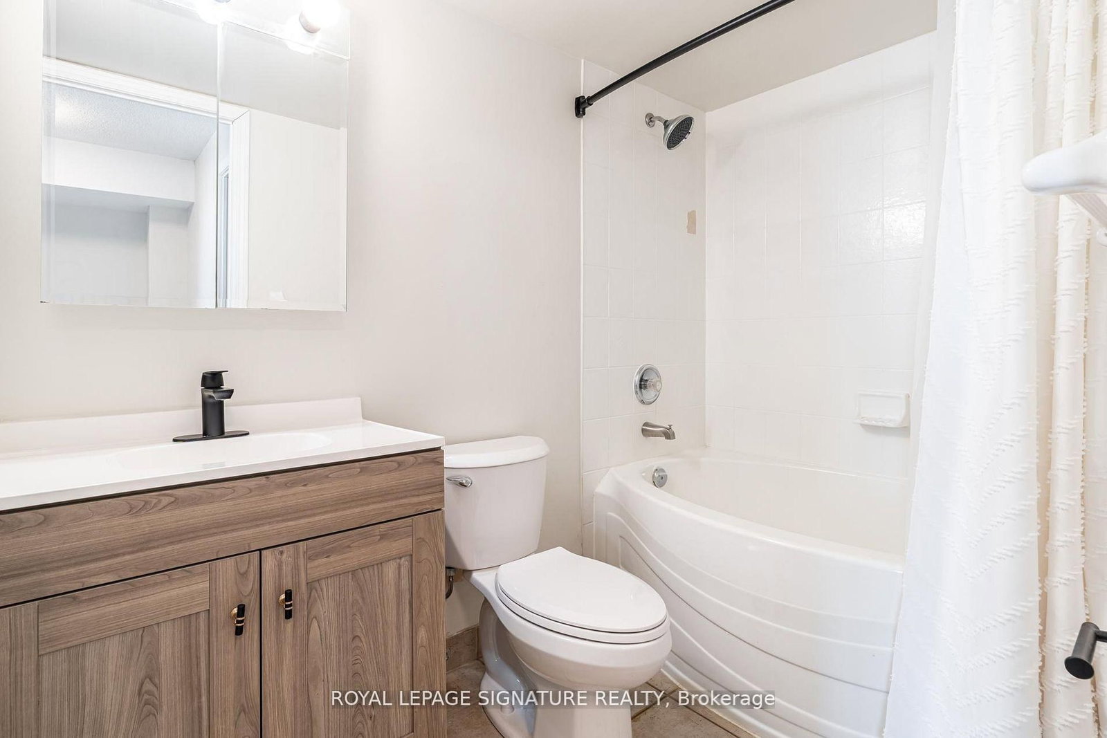 2545 Erin Centre Boulevard, Unit 1703 - Photo 14