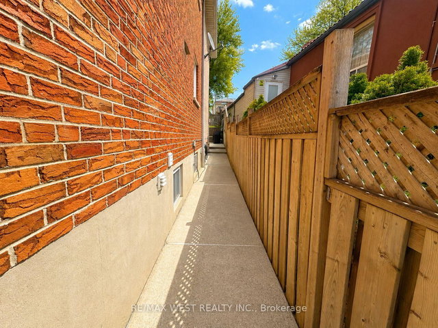 Basement - 355 Silverthorn Avenue