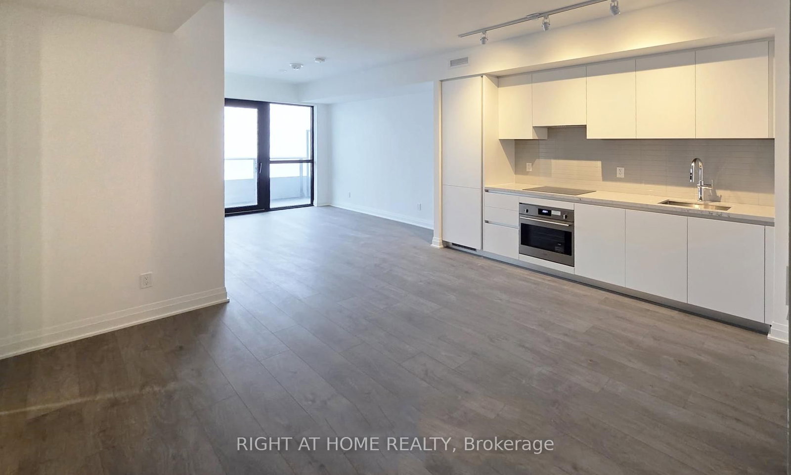 4015 The Exchange, Unit 5811 LPH - Photo 2