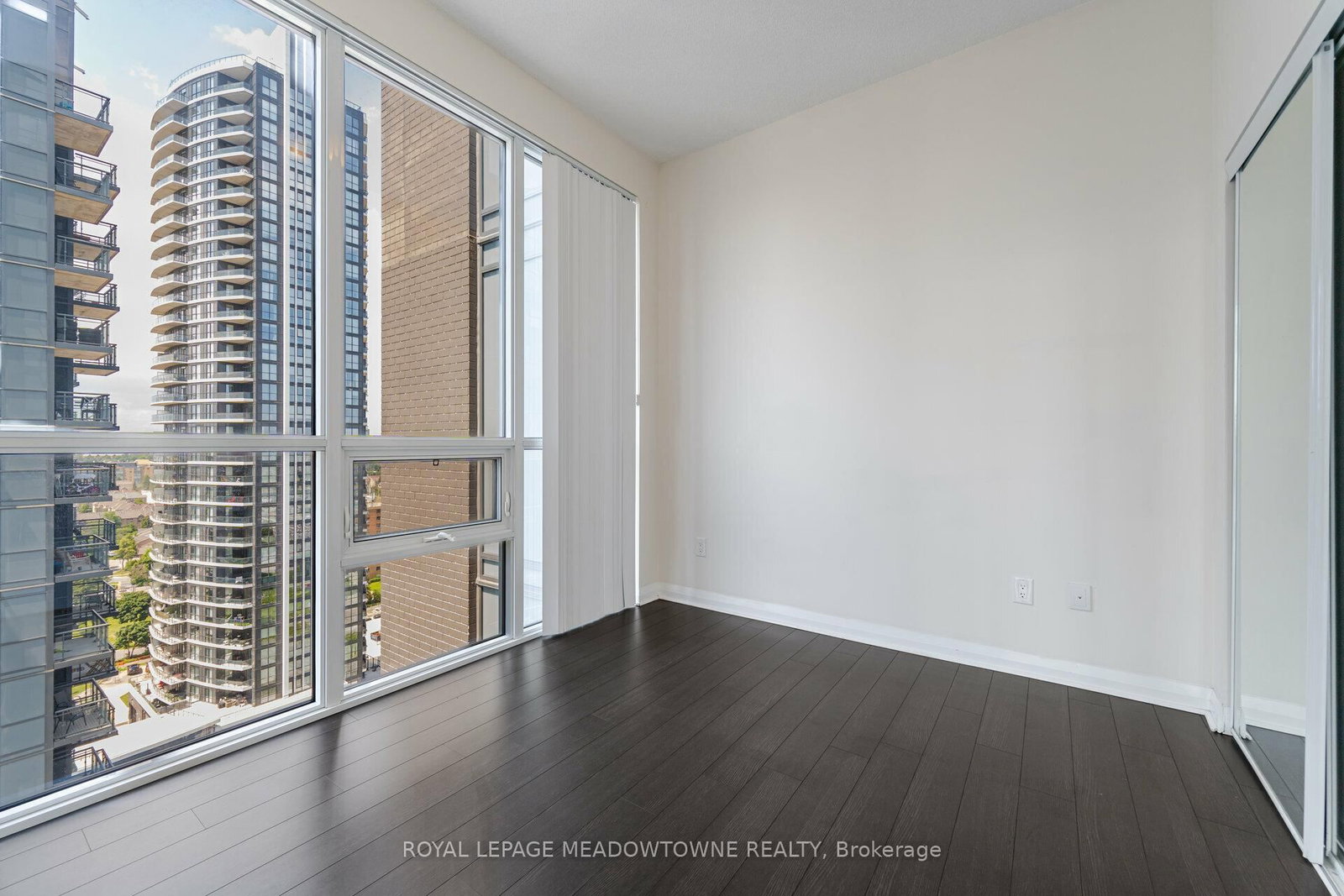 5025 Four Springs Avenue, Unit 1809 - Photo 7