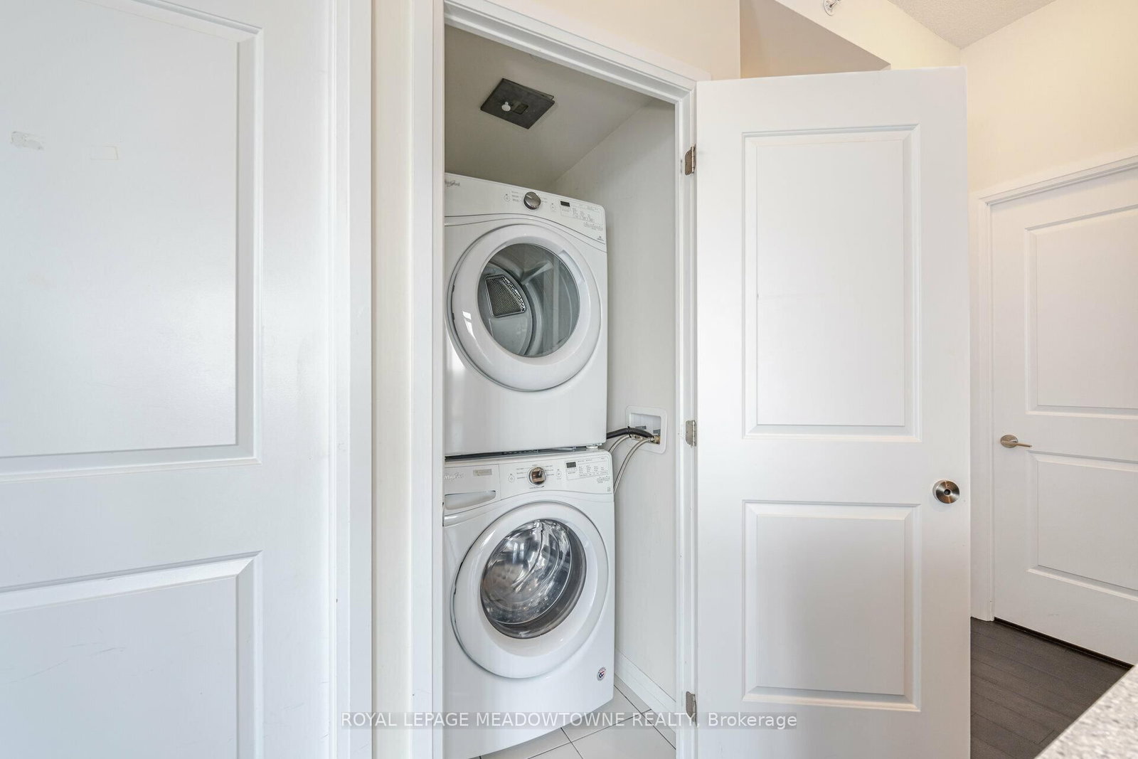 5025 Four Springs Avenue, Unit 1809 - Photo 9