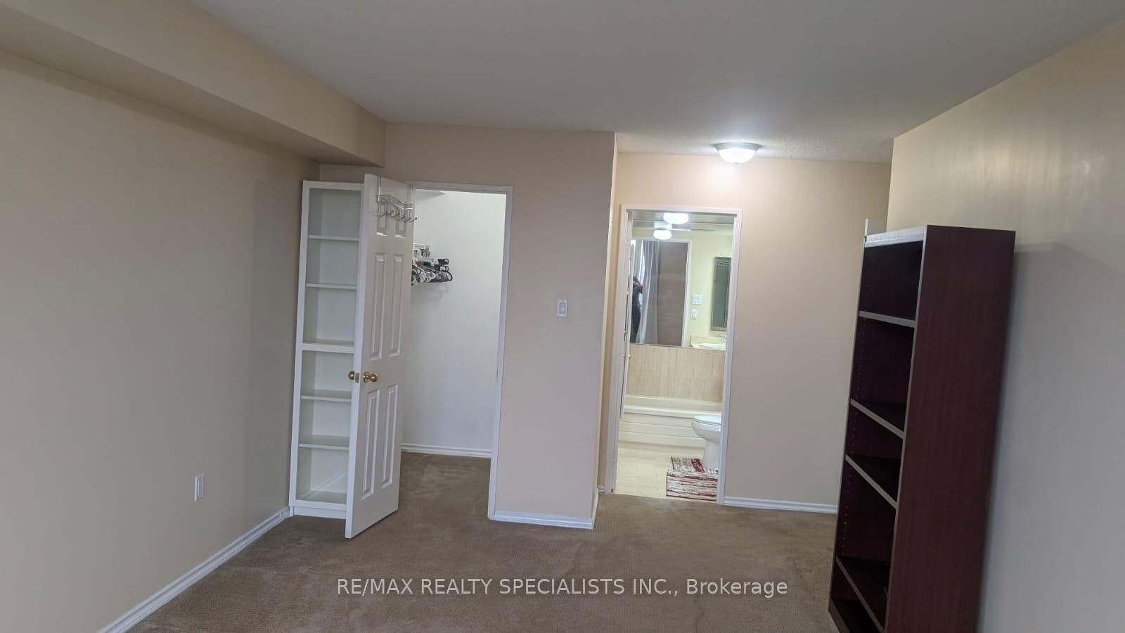 20 Cherrytree Drive, Unit 505 - Photo 12
