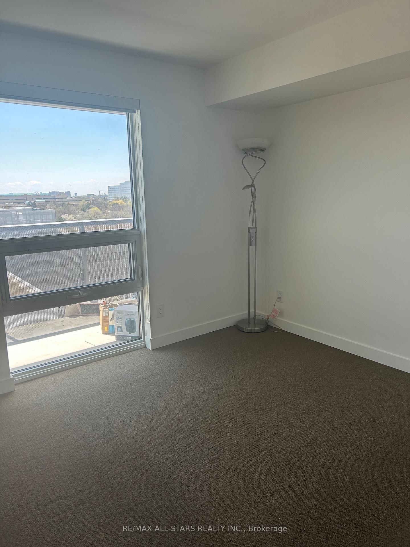 160 Flemington Road, Unit 1004 - Photo 8