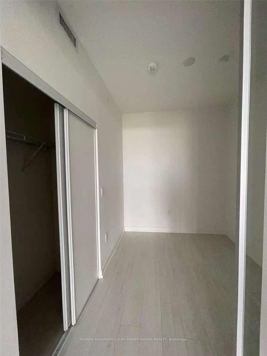 10 De Boers Drive, Unit 810 - Photo 11