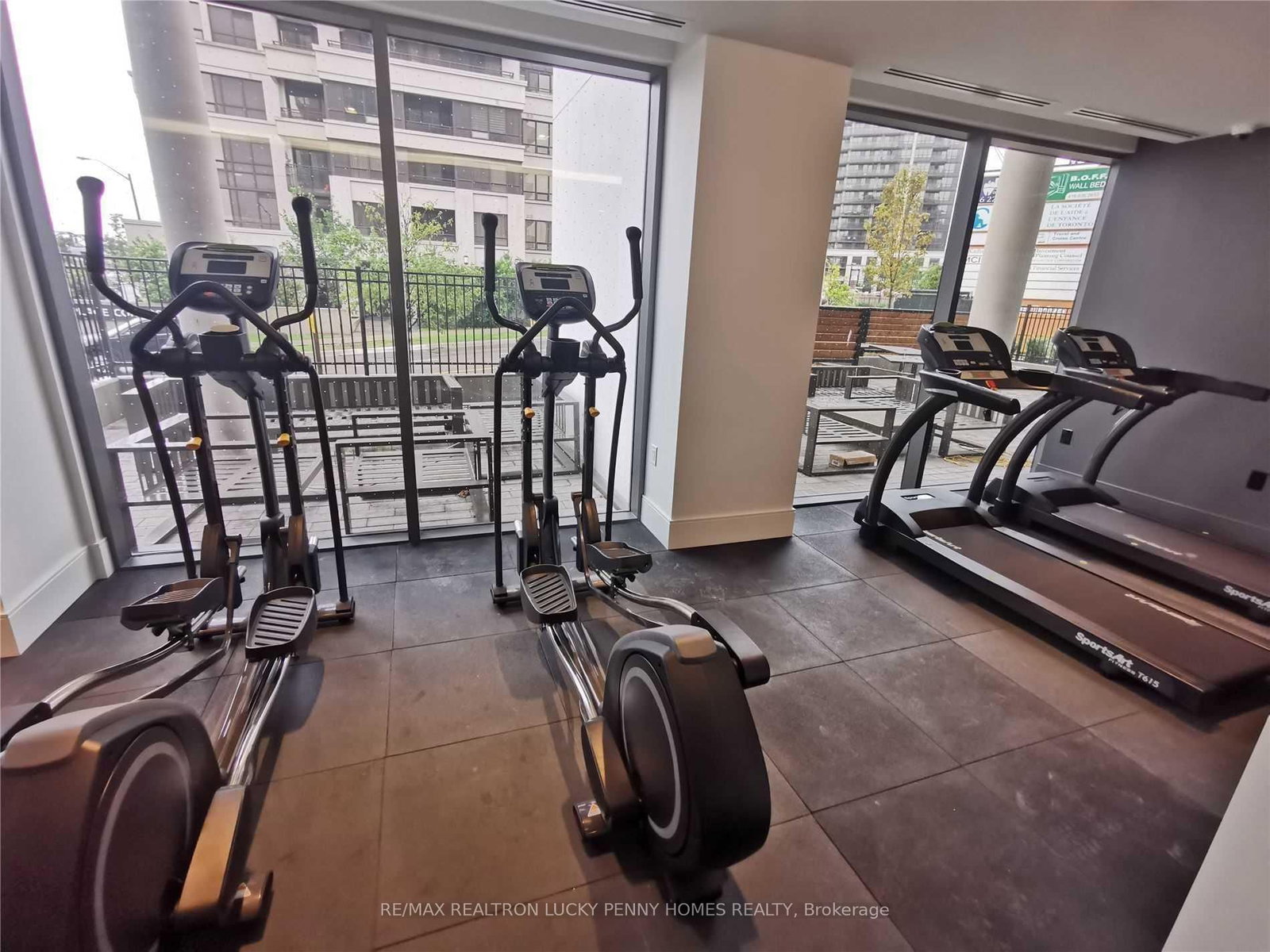 10 De Boers Drive, Unit 810 - Photo 31