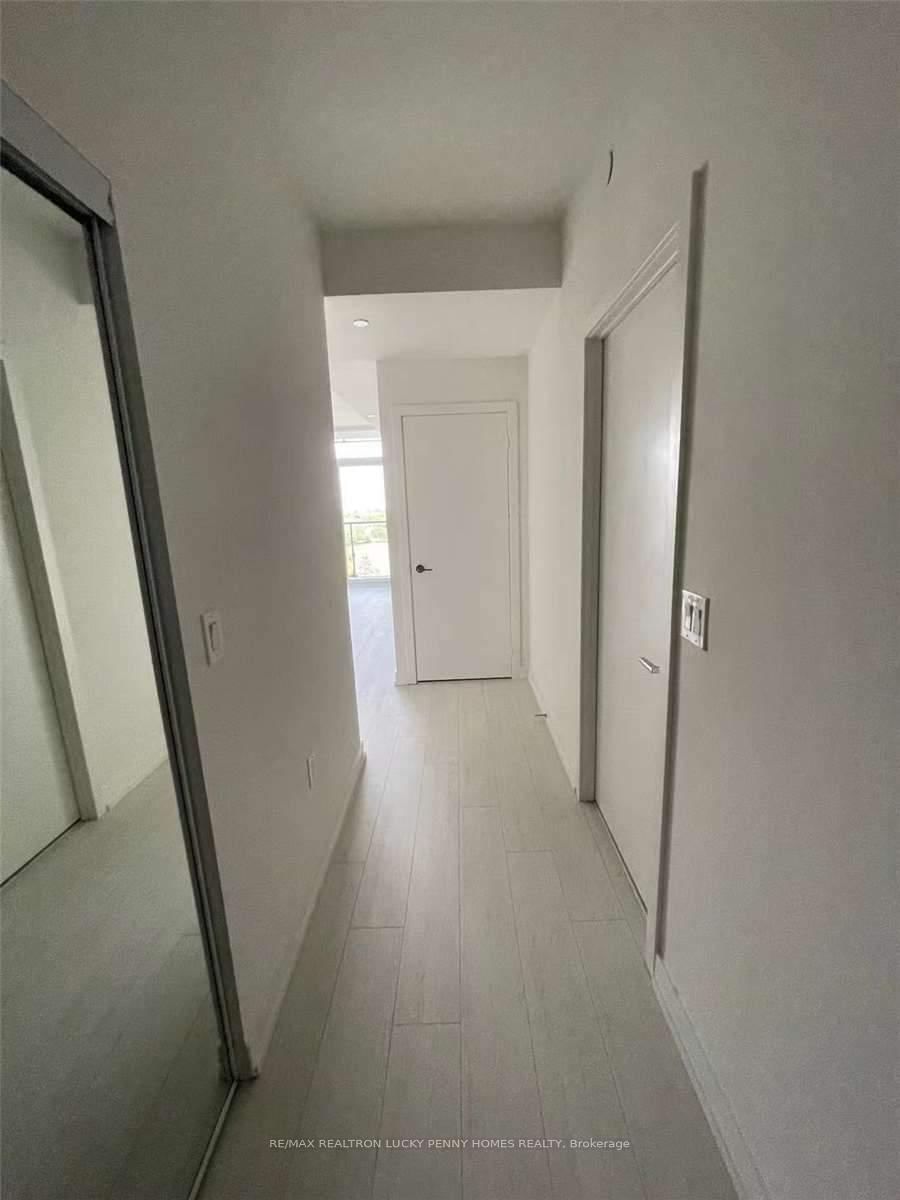 10 De Boers Drive, Unit 810 - Photo 5