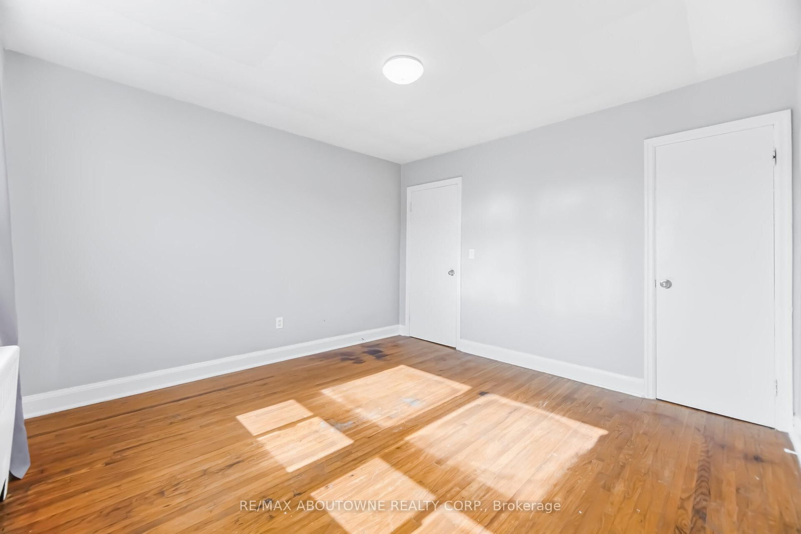 1047 Churchill Avenue E, Unit 5 - Photo 21