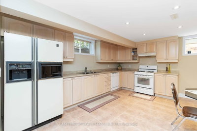 39 Saint Hubert Brampton,ON L6P 1W1 — Photo 21