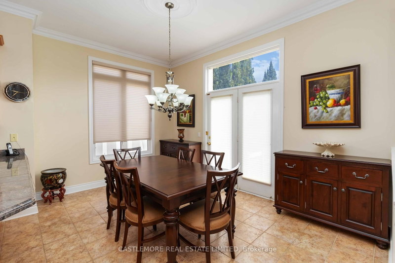 39 Saint Hubert Dr photo 5