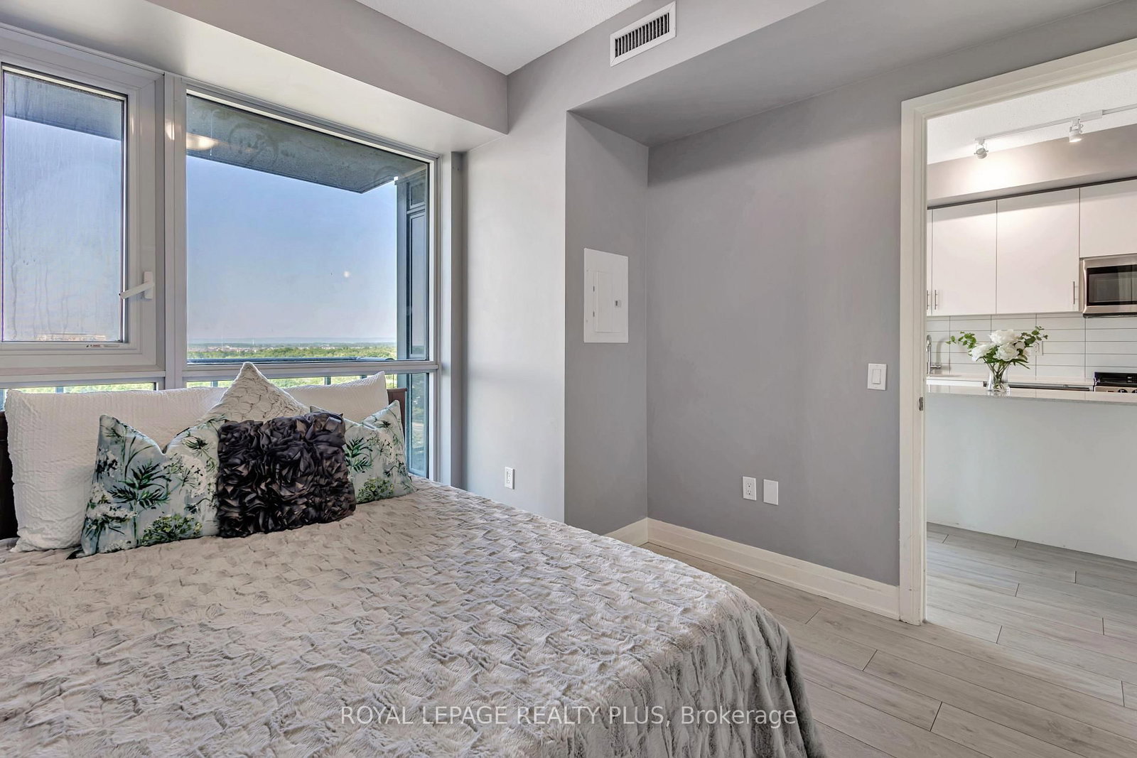 509 Dundas Oakville,ON L6M 5P4 — Photo 12