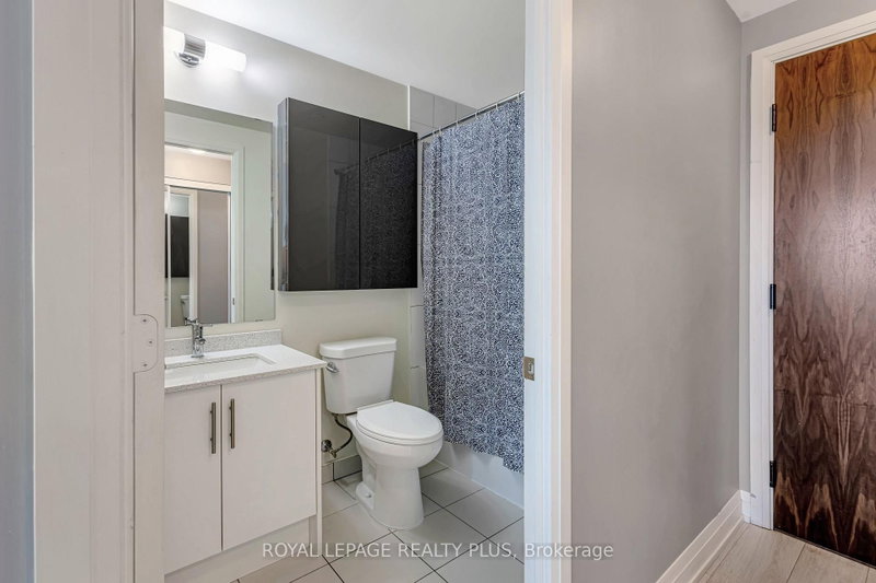 509 Dundas Oakville,ON L6M 5P4 — Photo 14