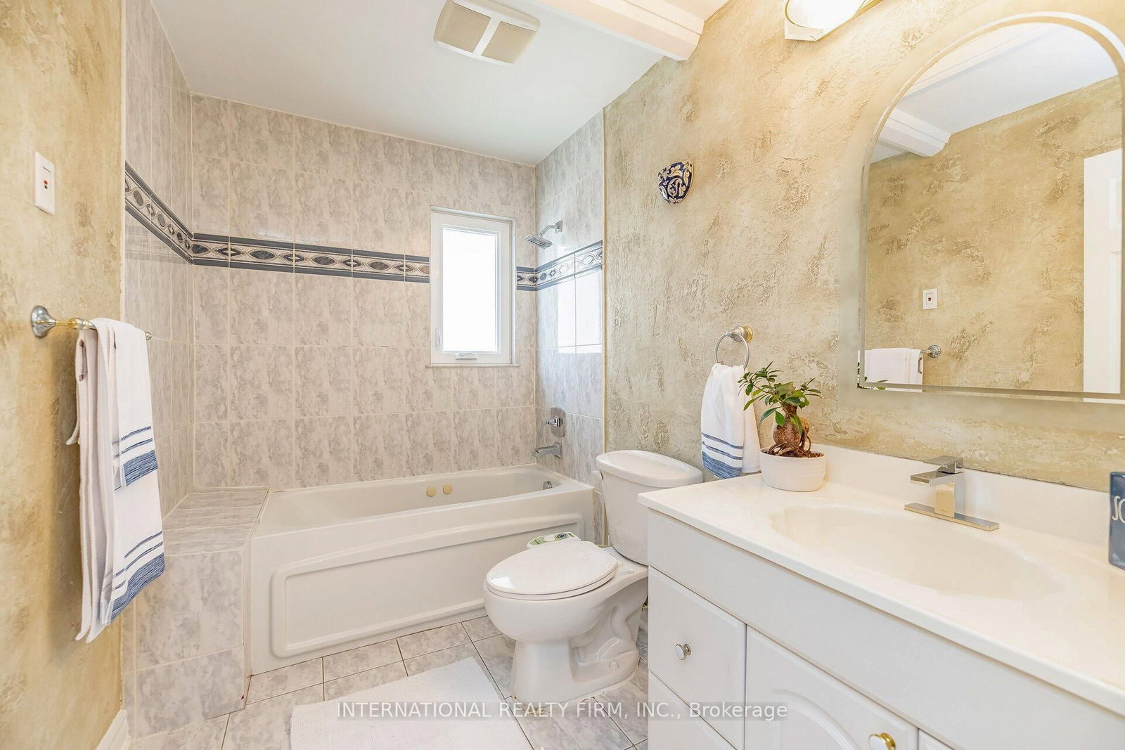1236 Fleet Street • Mississauga, ON photo 18