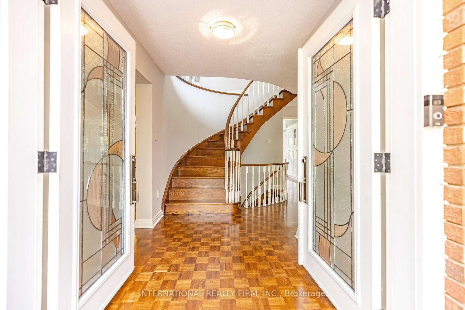 1236 Fleet Street • Mississauga, ON photo 3