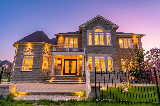 5499 Doctor Peddle Crescent