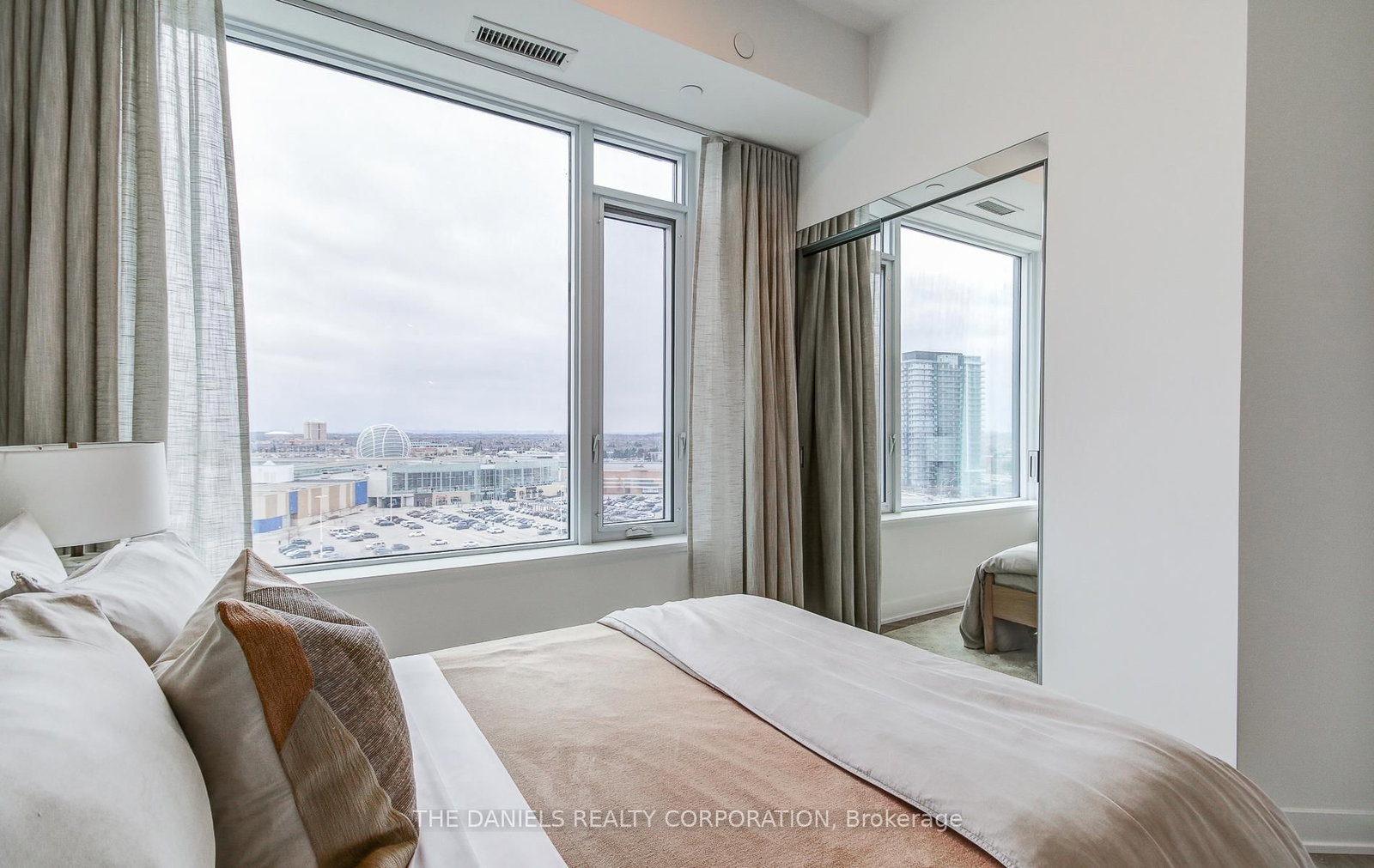 2495 Eglinton Avenue W, Unit 1206 - Photo 11