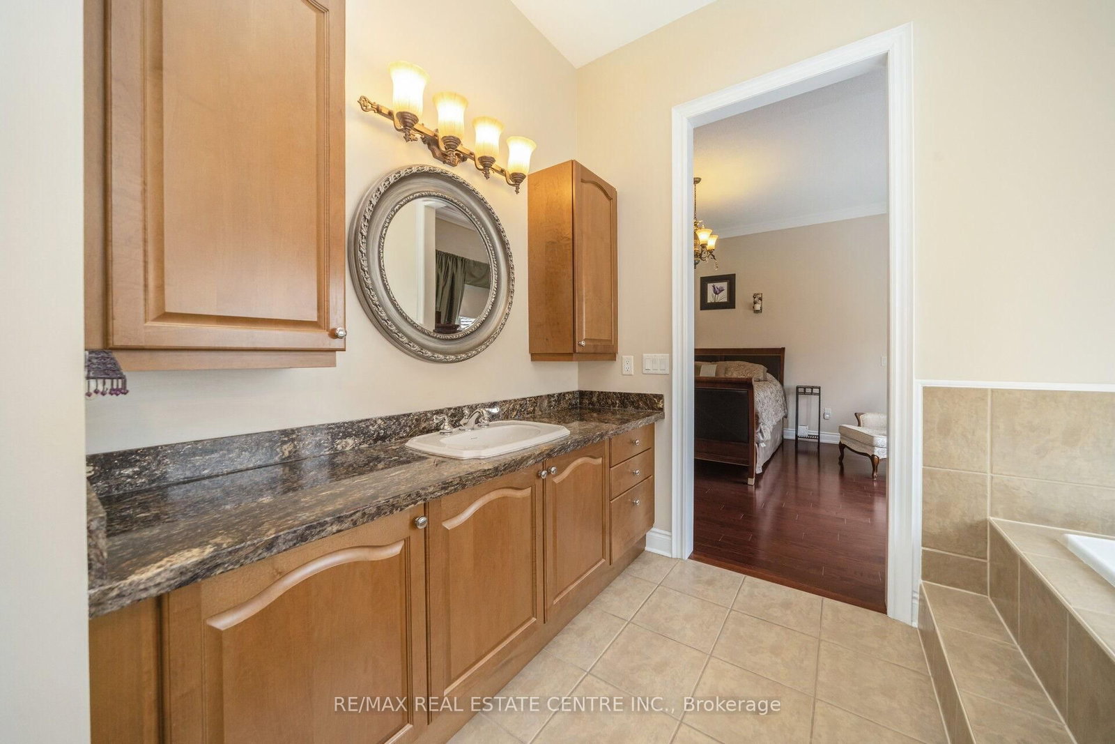 10 Eiffel Boulevard • Brampton, ON photo 25