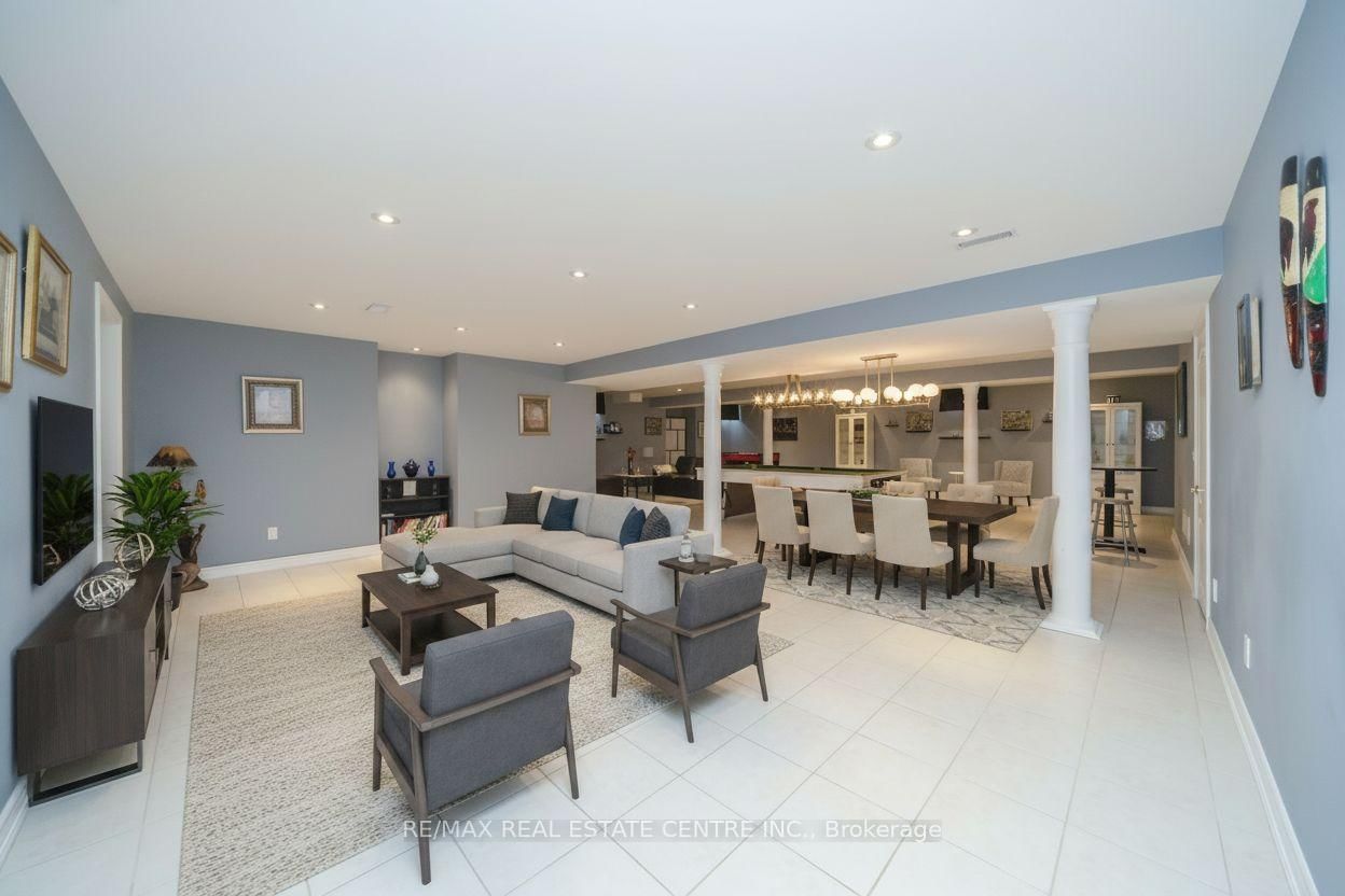 10 Eiffel Boulevard • Brampton, ON photo 34