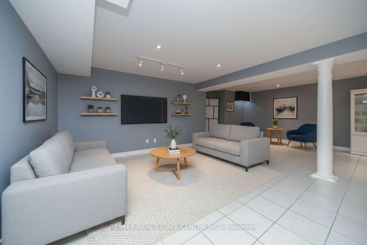 10 Eiffel Boulevard • Brampton, ON photo 43