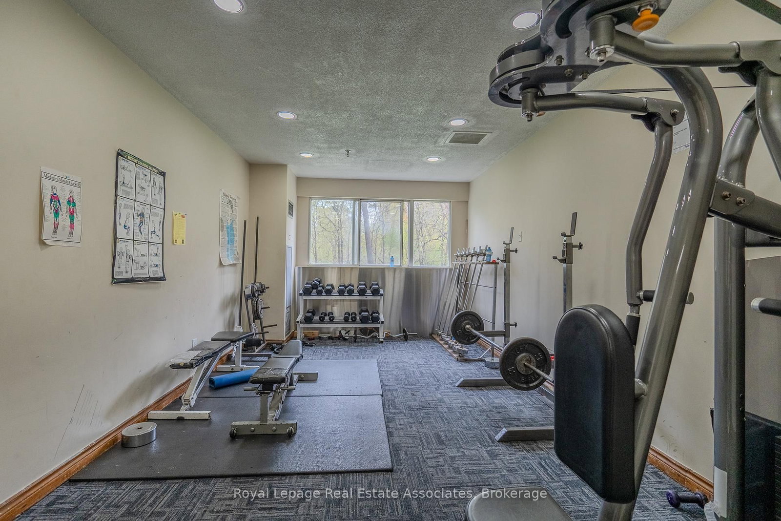 3695 Kaneff Crescent, Unit 1602 - Photo 20