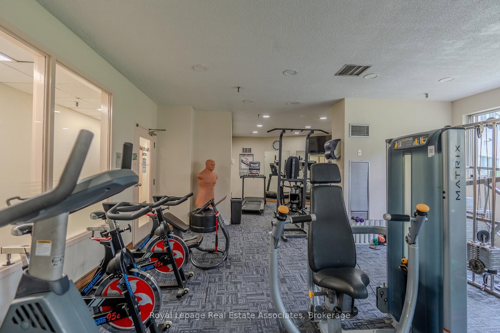 3695 Kaneff Crescent, Unit 1602 - Photo 21