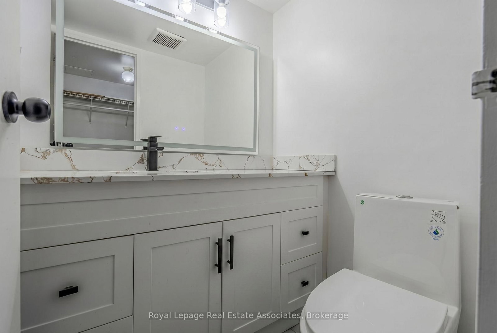 3695 Kaneff Crescent, Unit 1602 - Photo 9