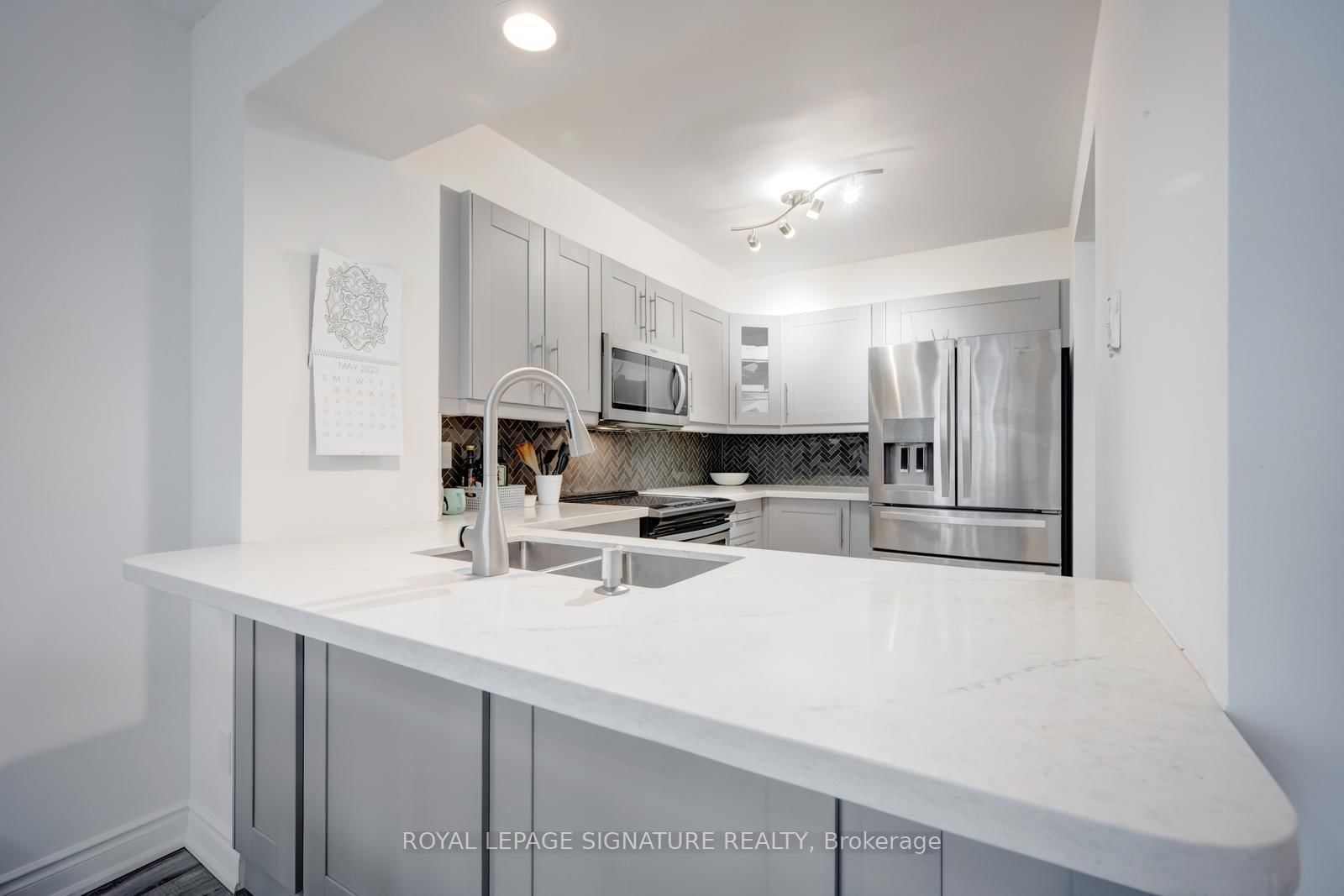 50 Eglinton Avenue W, Unit 1106 - Photo 8