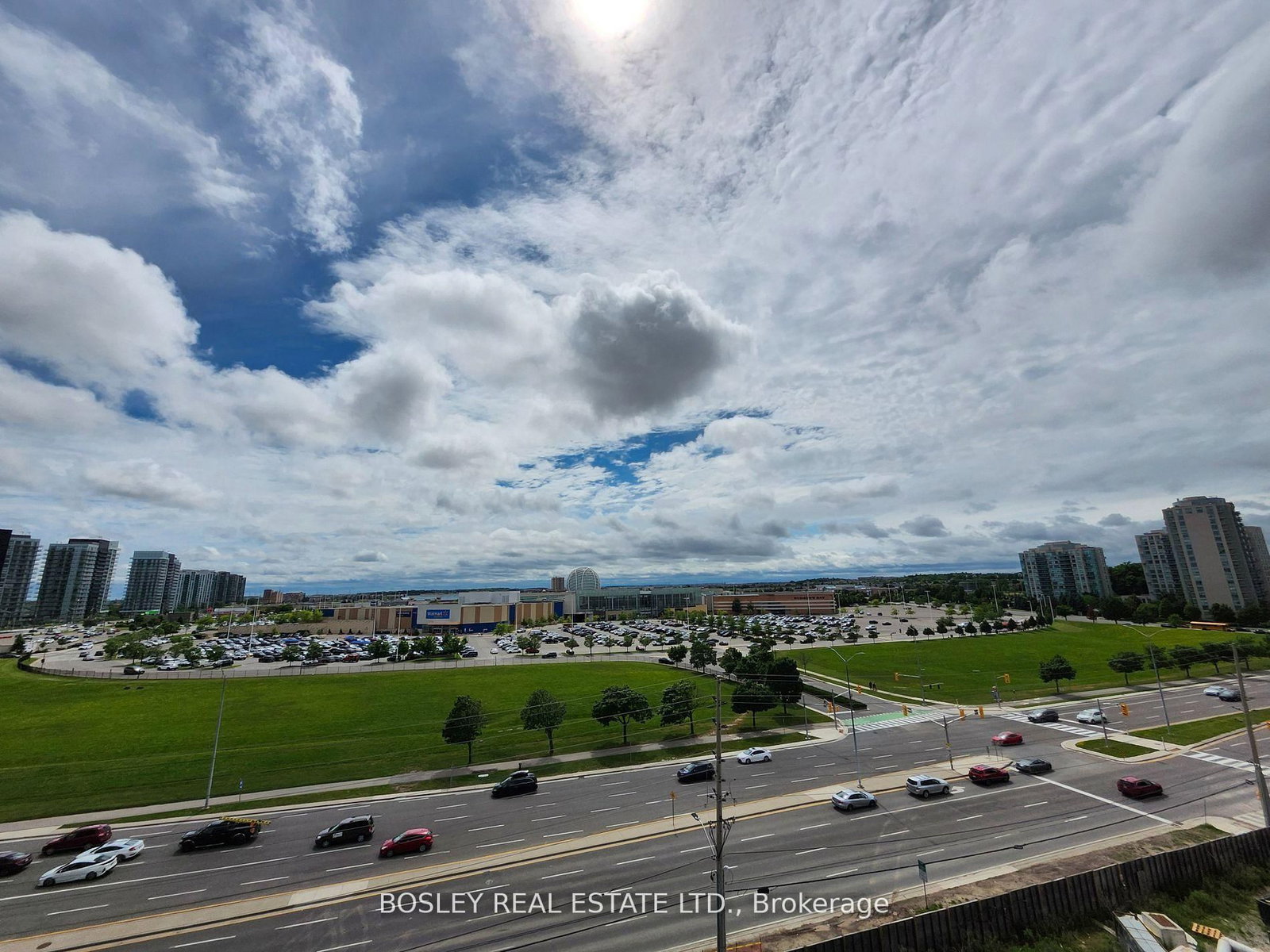 2495 Eglinton Avenue W, Unit 806 - Photo 11