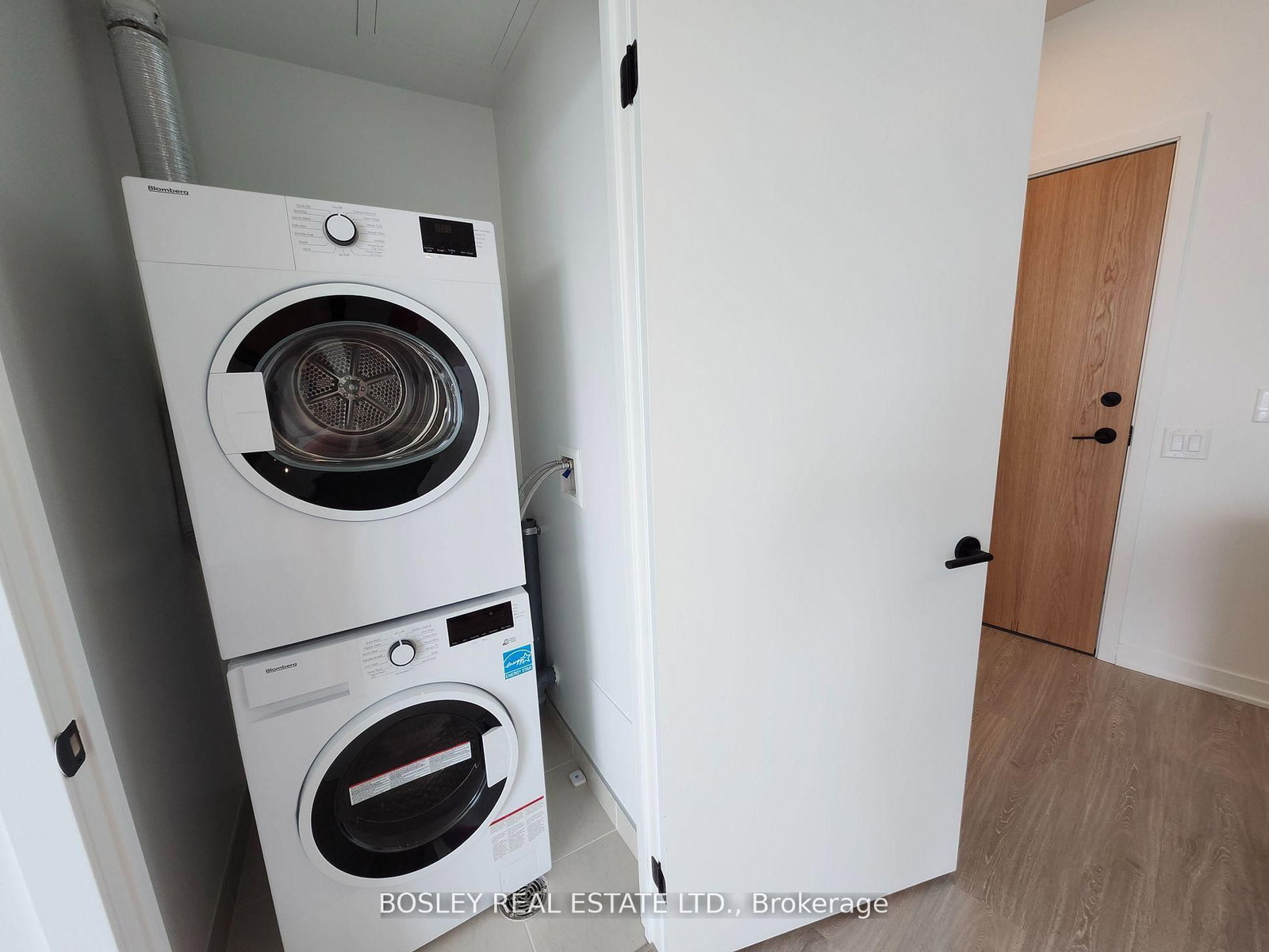 2495 Eglinton Avenue W, Unit 806 - Photo 8