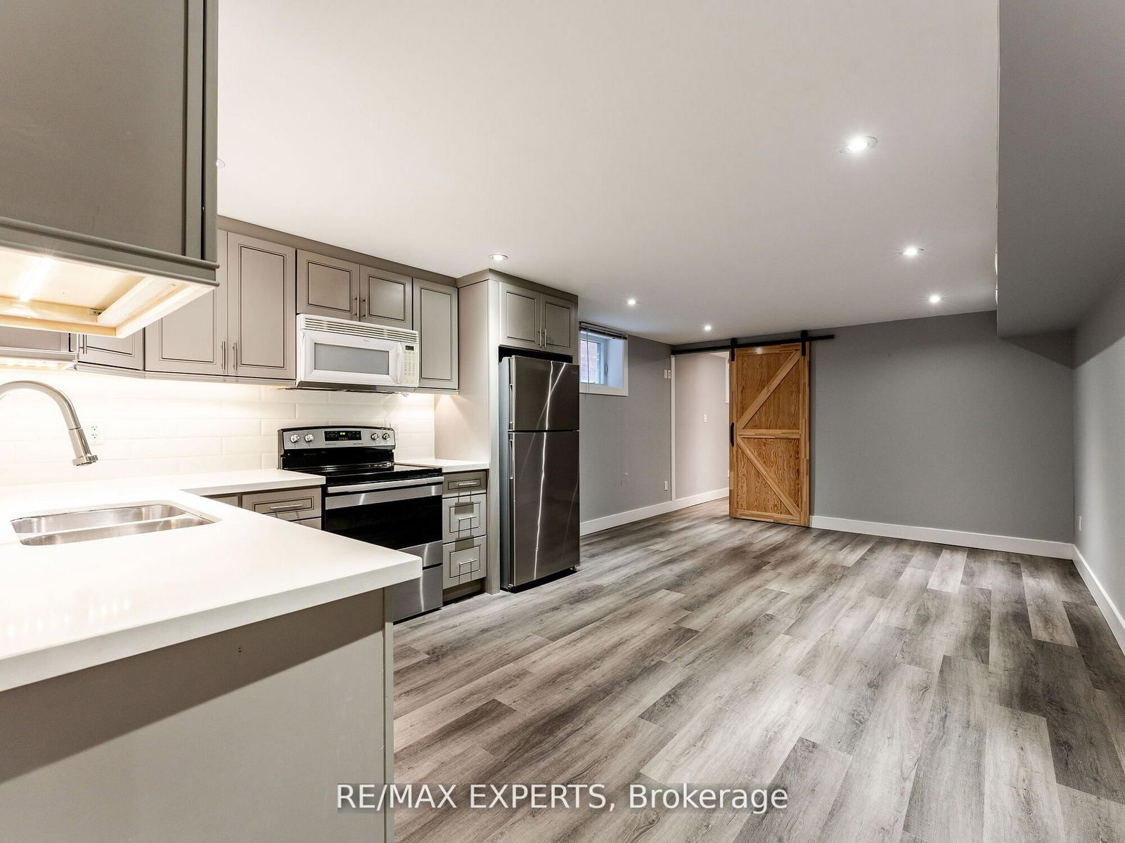 2 Hyde Avenue, Unit Basement - Photo 17