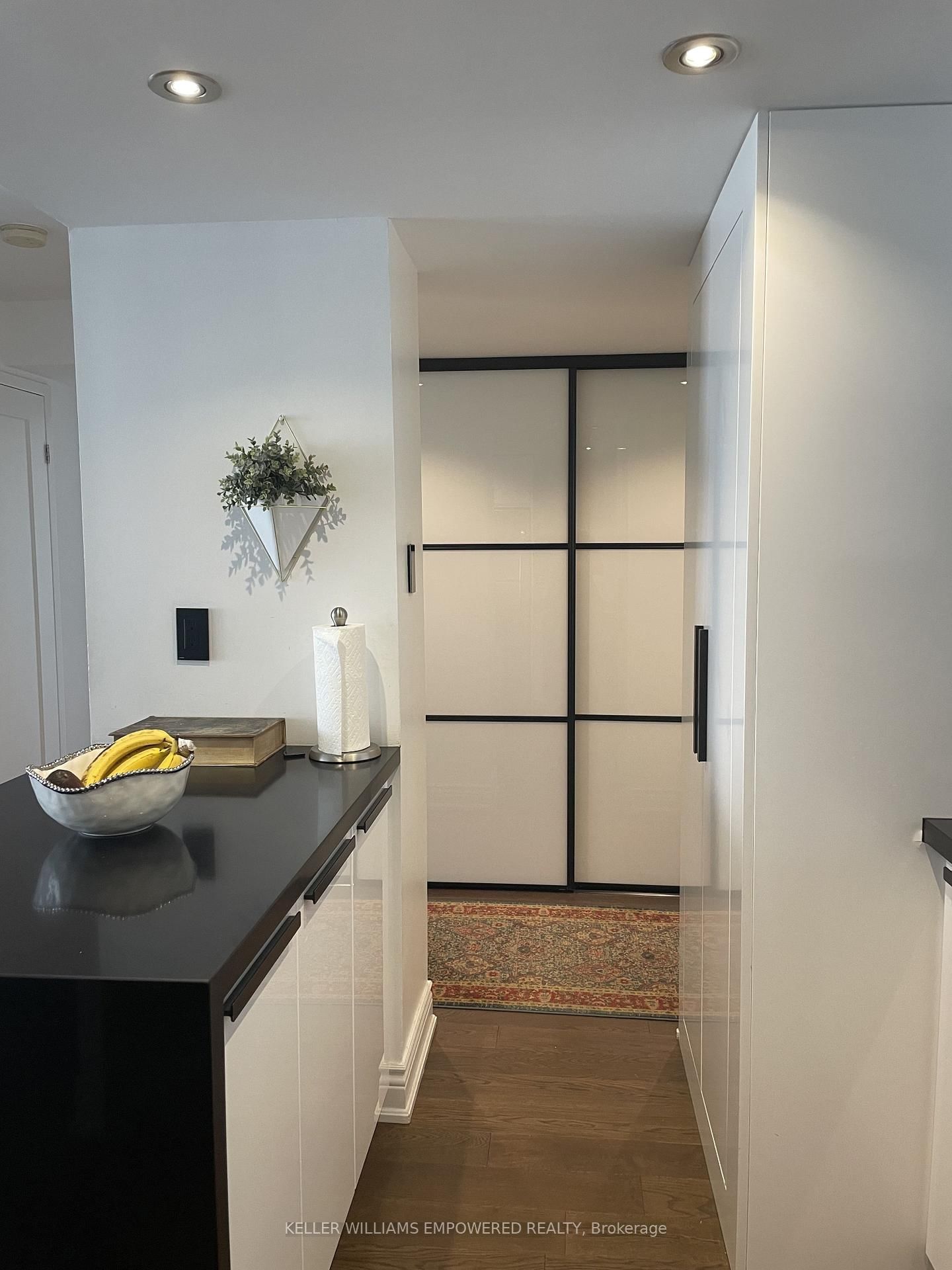 2091 Hurontario Street, Unit 707 - Photo 13