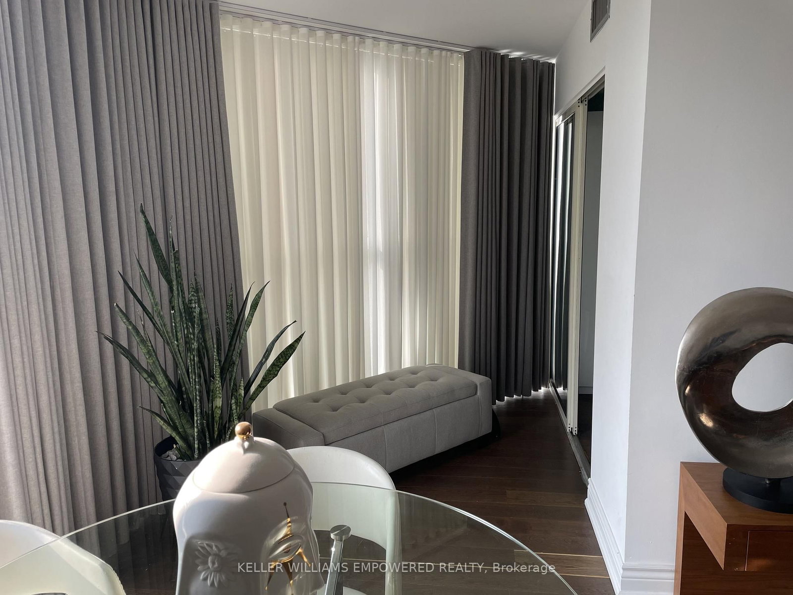 2091 Hurontario Street, Unit 707 - Photo 7