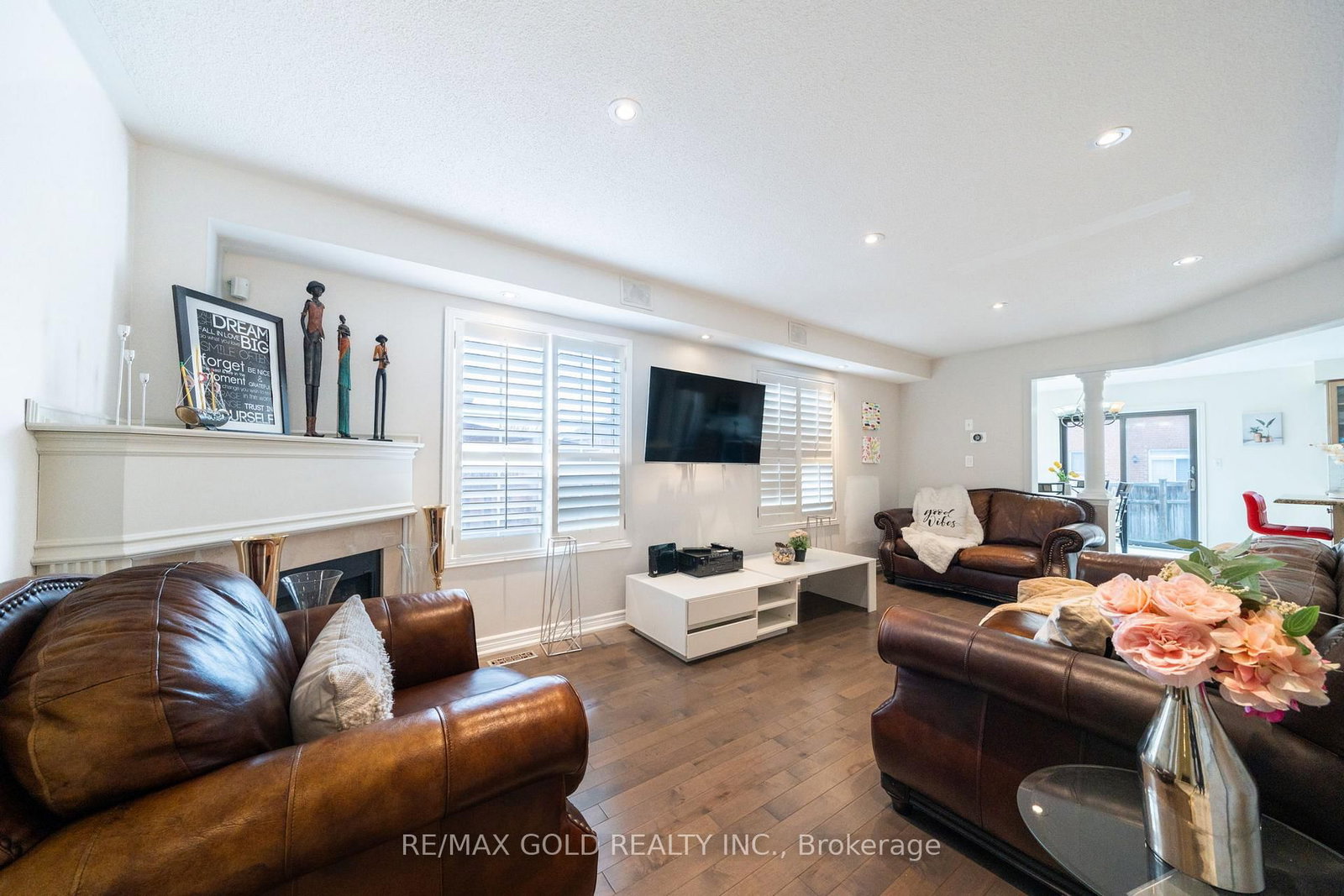 19 Spring Valley Court • Brampton, ON photo 10