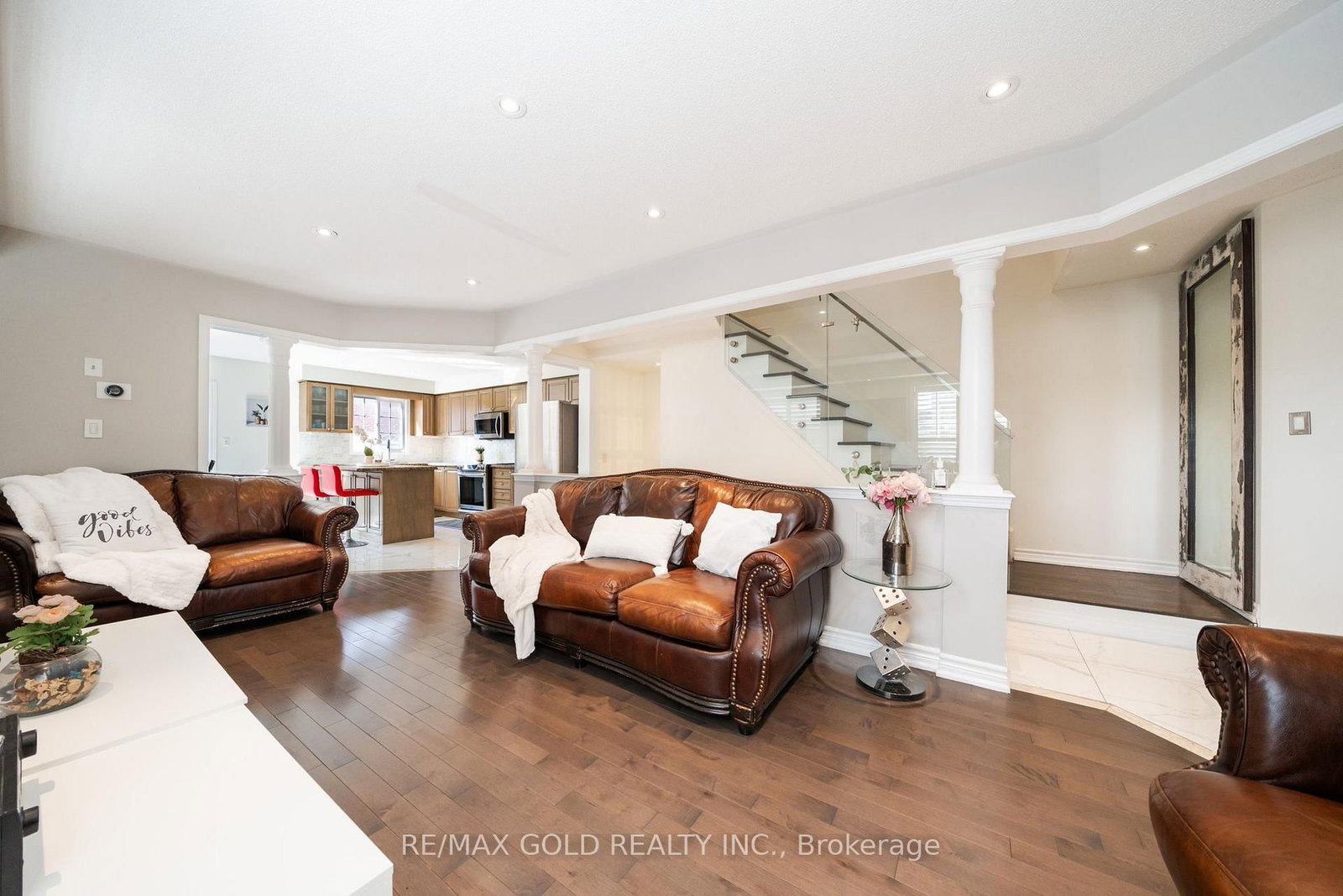 19 Spring Valley Court • Brampton, ON photo 11