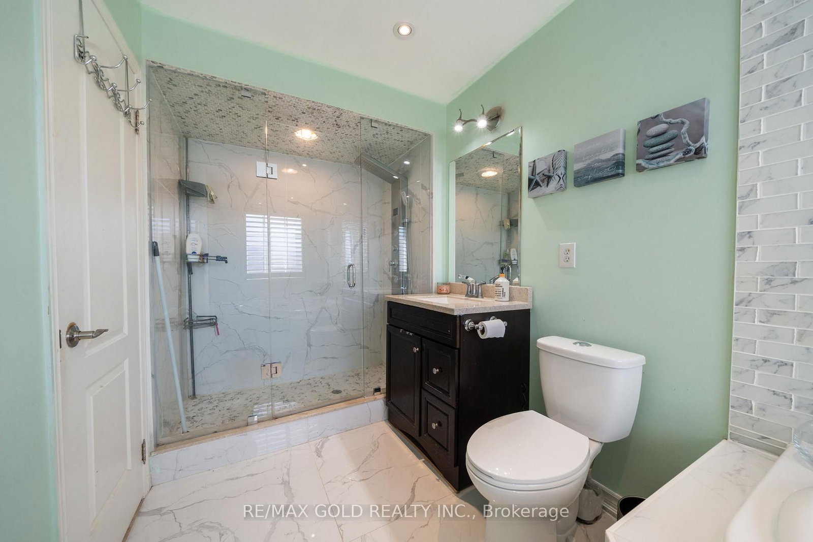 19 Spring Valley Court • Brampton, ON photo 23