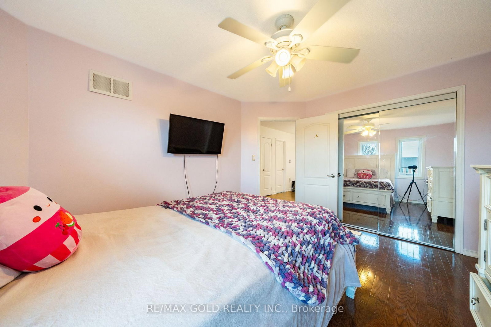 19 Spring Valley Court • Brampton, ON photo 27