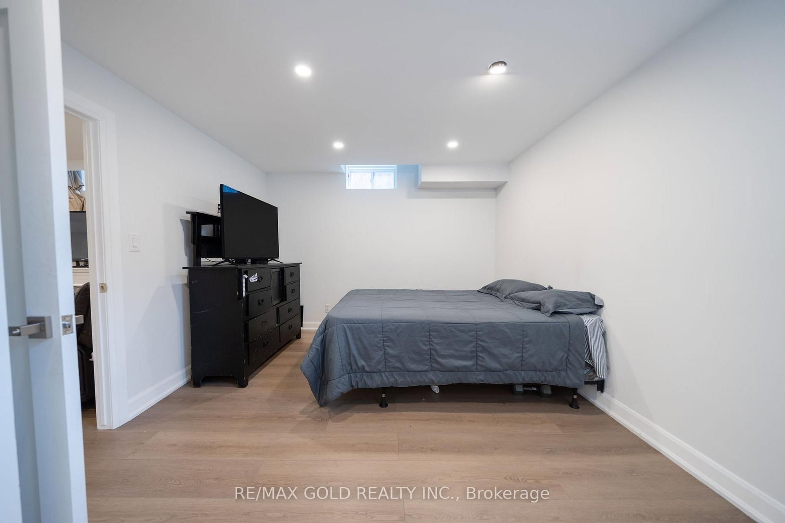 19 Spring Valley Court • Brampton, ON photo 33