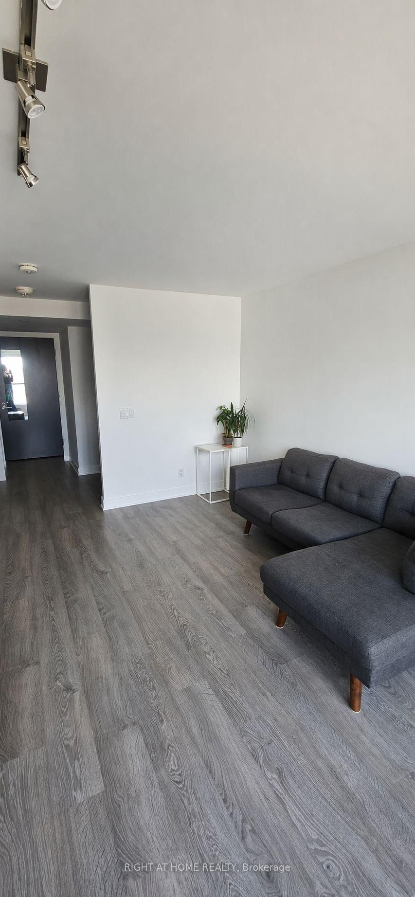 5 Mabelle Avenue, Unit 1534 - Photo 6